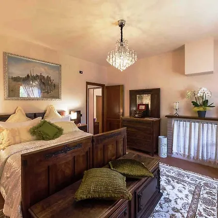 Louise Umbria Villa Uncinano